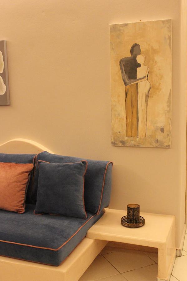 The Rock Luxury Homes Mesaria Buitenkant foto