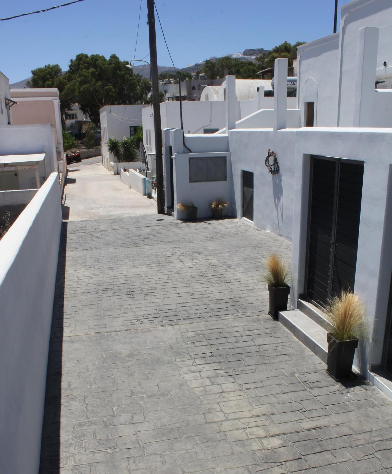 The Rock Luxury Homes Mesaria Buitenkant foto